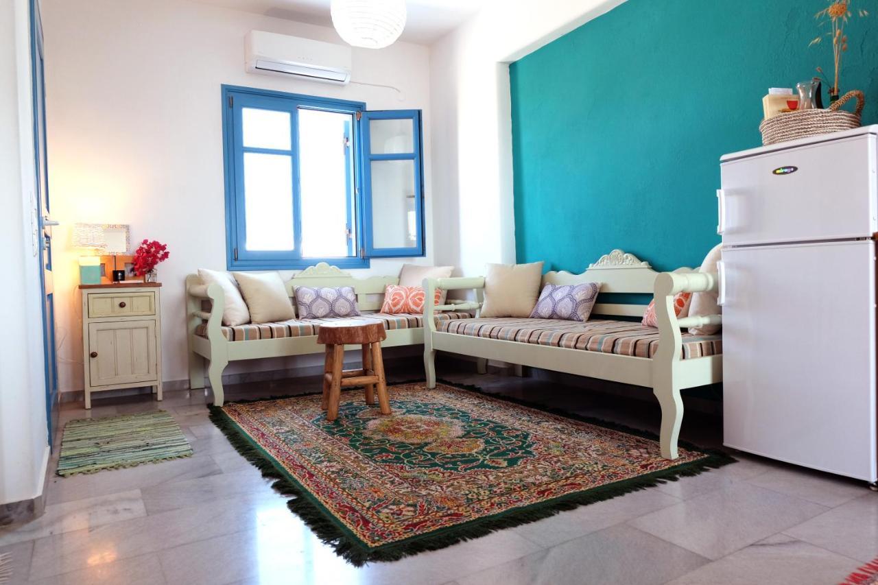 Paros Book'Inn Piso Livadi Exterior foto